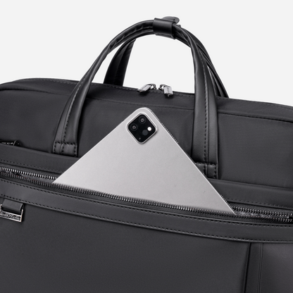 GWB00849 Black arctichunter-eg