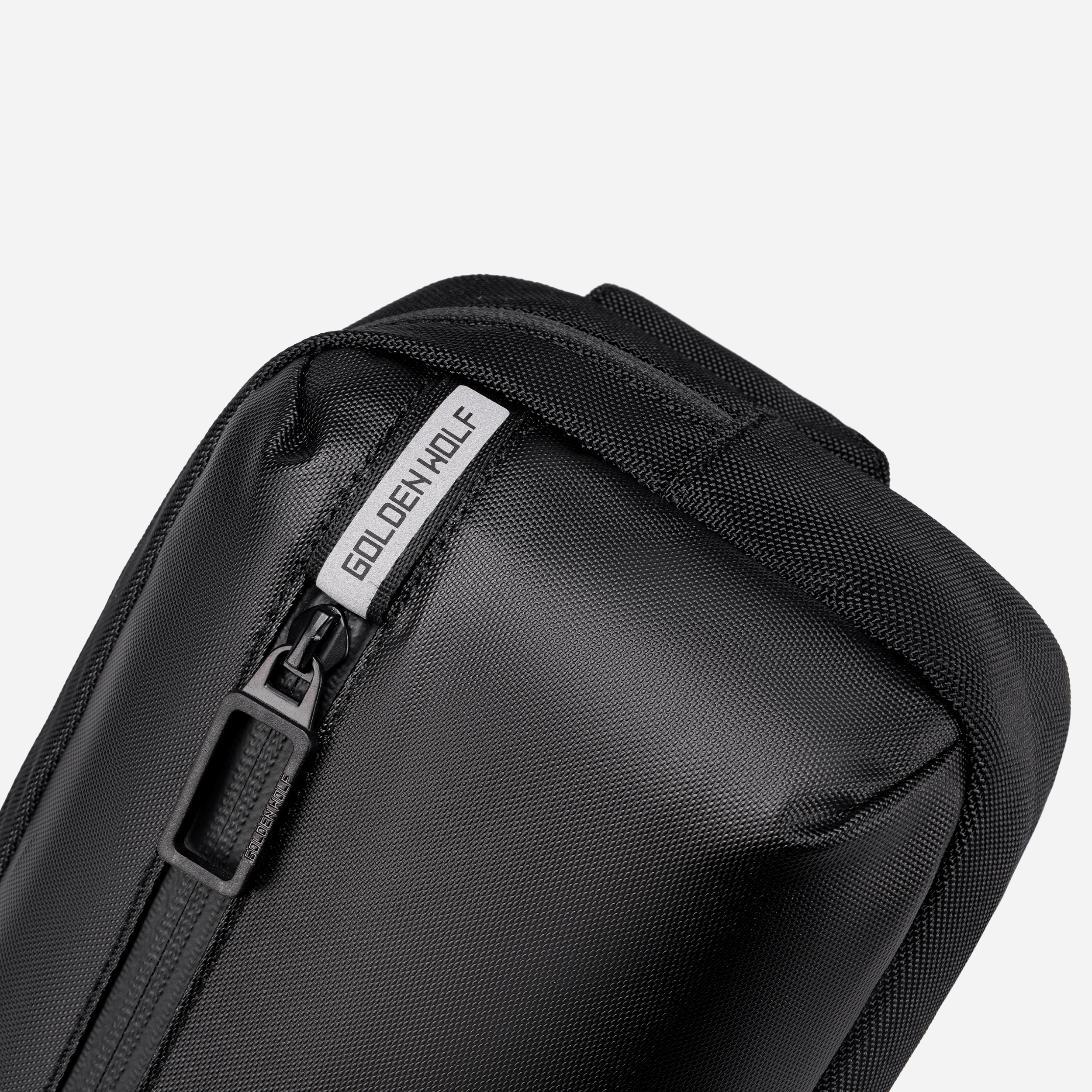 GXB00864 arctichunter-eg