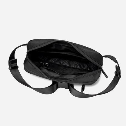GXB00864 arctichunter-eg