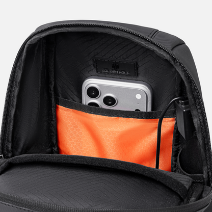 GXB01047 Black