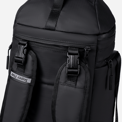 FB00742 Off White Super5