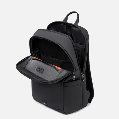 GB01029 Black