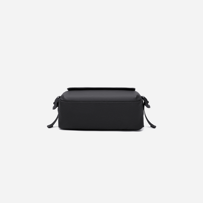 Y00028 Black