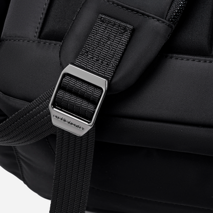 B00810 Black arctichunter-eg