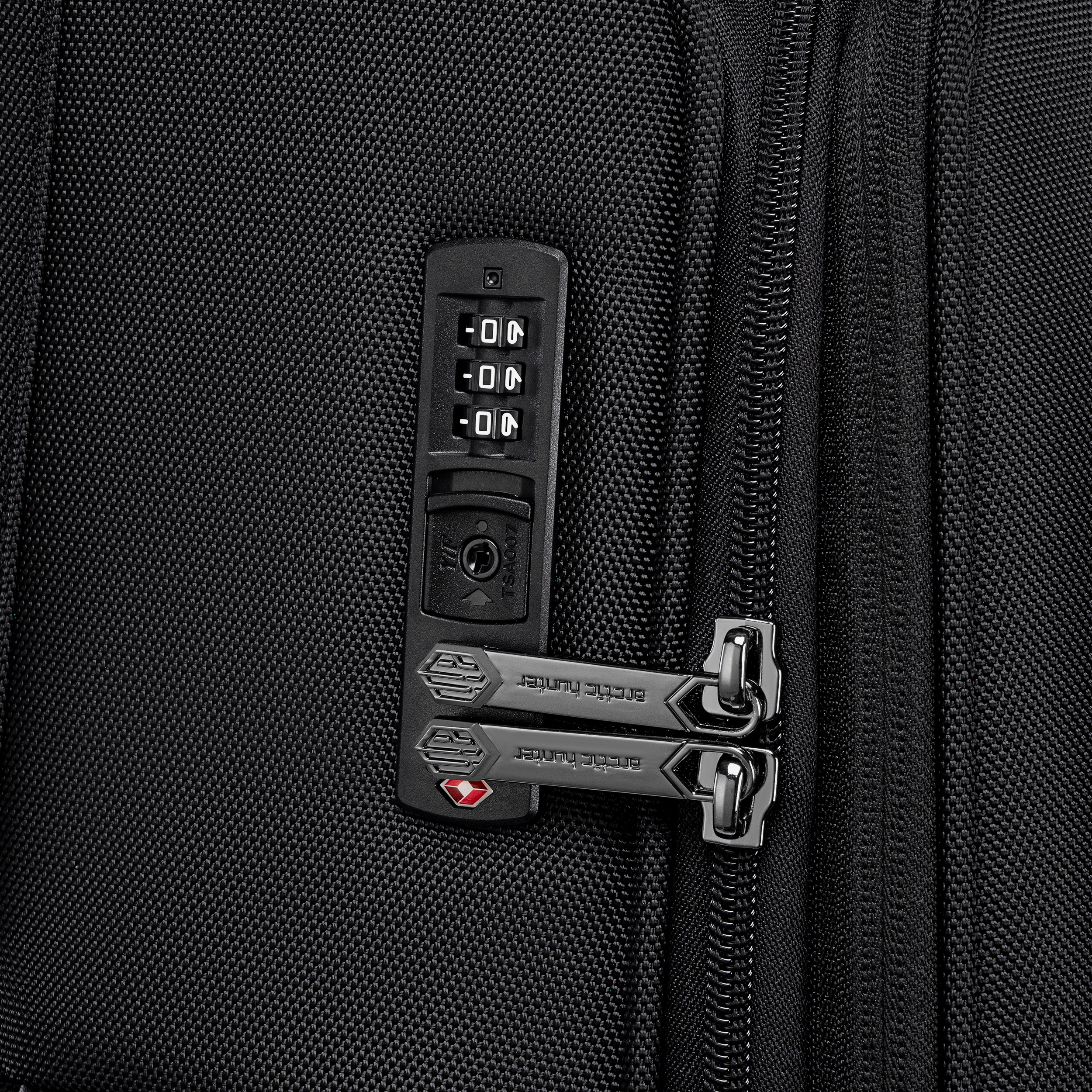 LGX004 Black 28 Liters