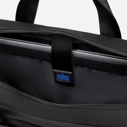 GWB00889 Black arctichunter-eg