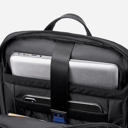 B00877 arctichunter-eg