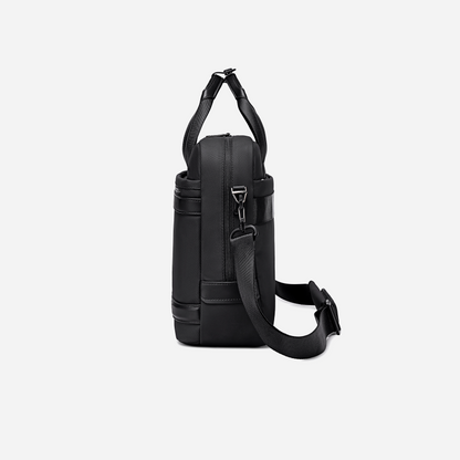 GWB00888 Black arctichunter-eg