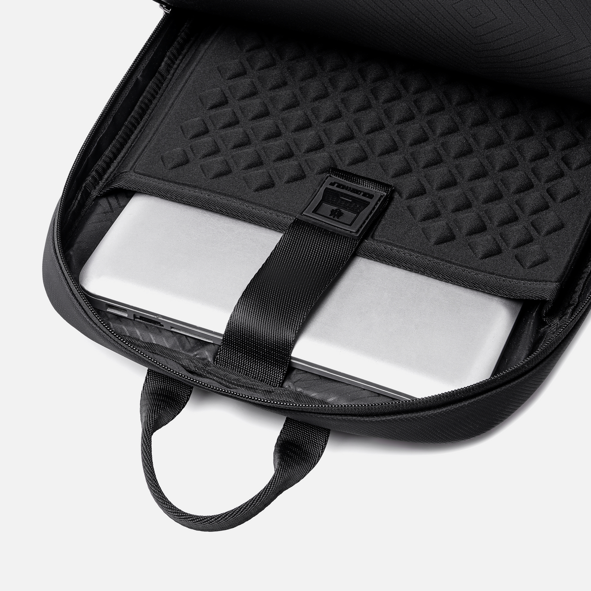 GB01029 Black