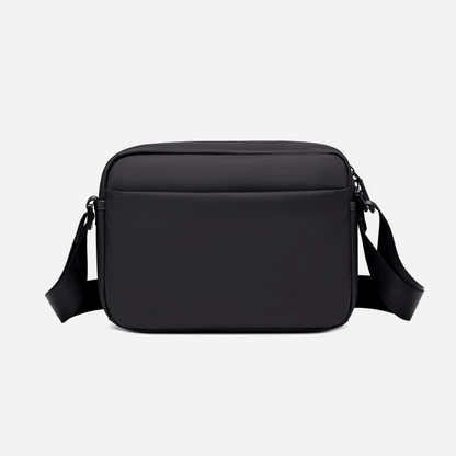 KB00944 Black Arctic Hunter
