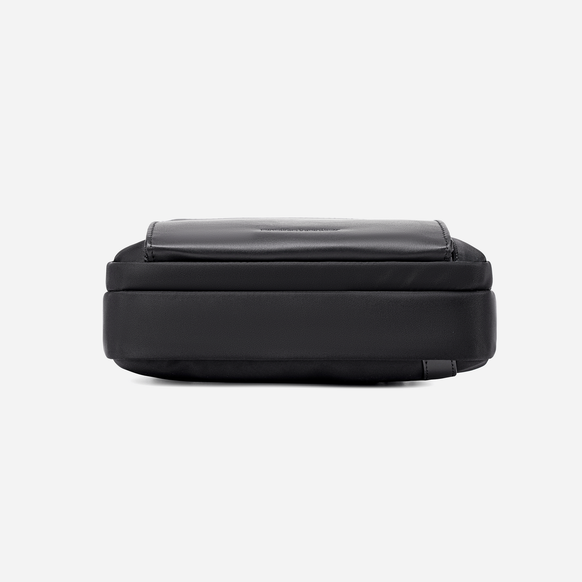 XB00826 Black arctichunter-eg