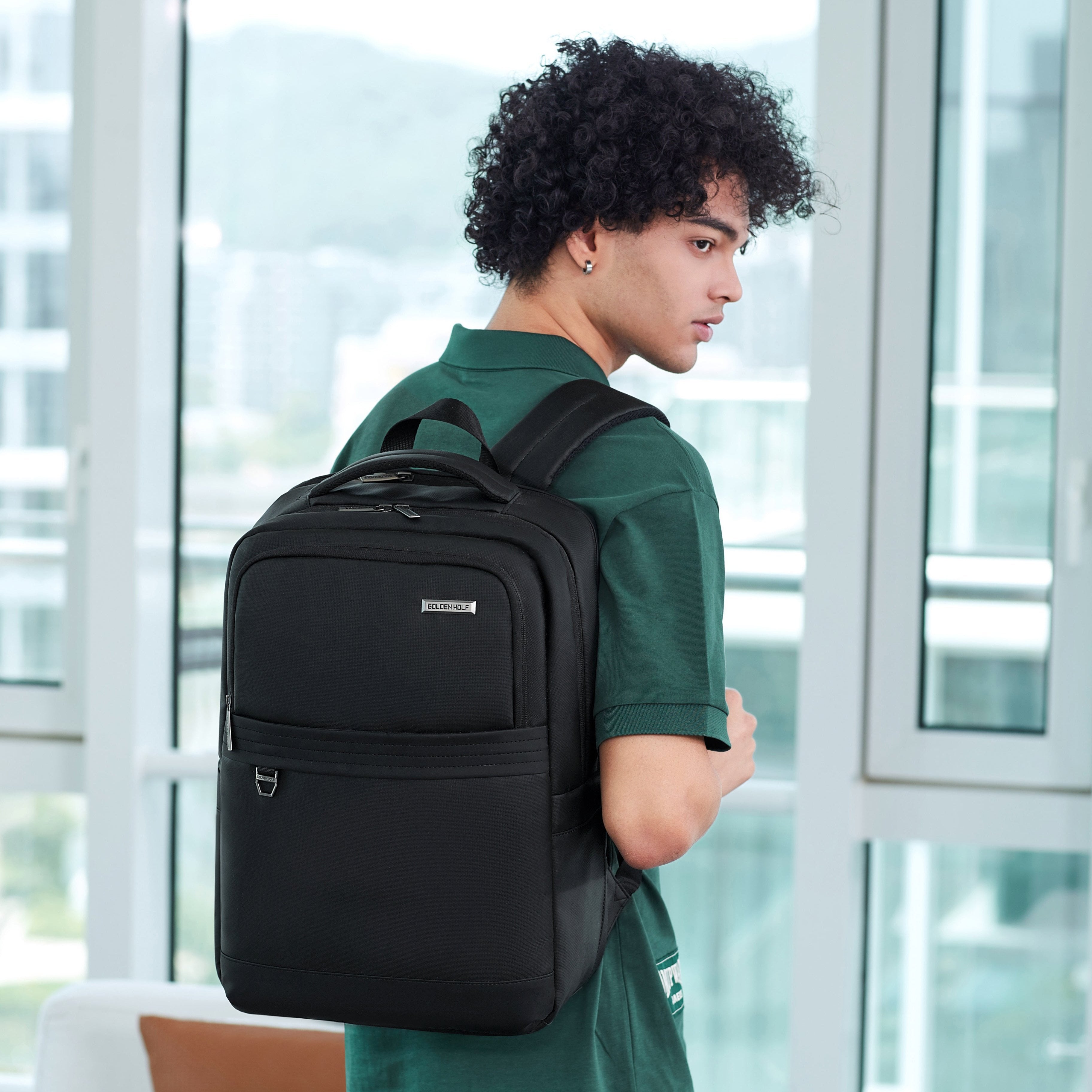 GB00712 Black
