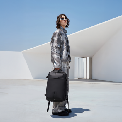 LG00866 Black arctichunter-eg