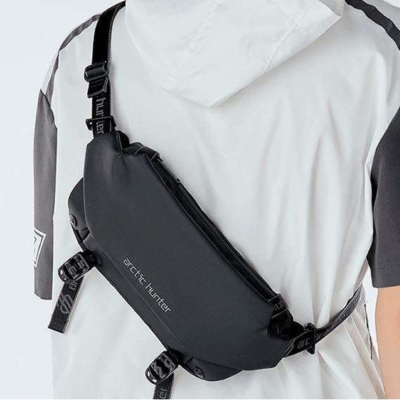 YB00047 Black